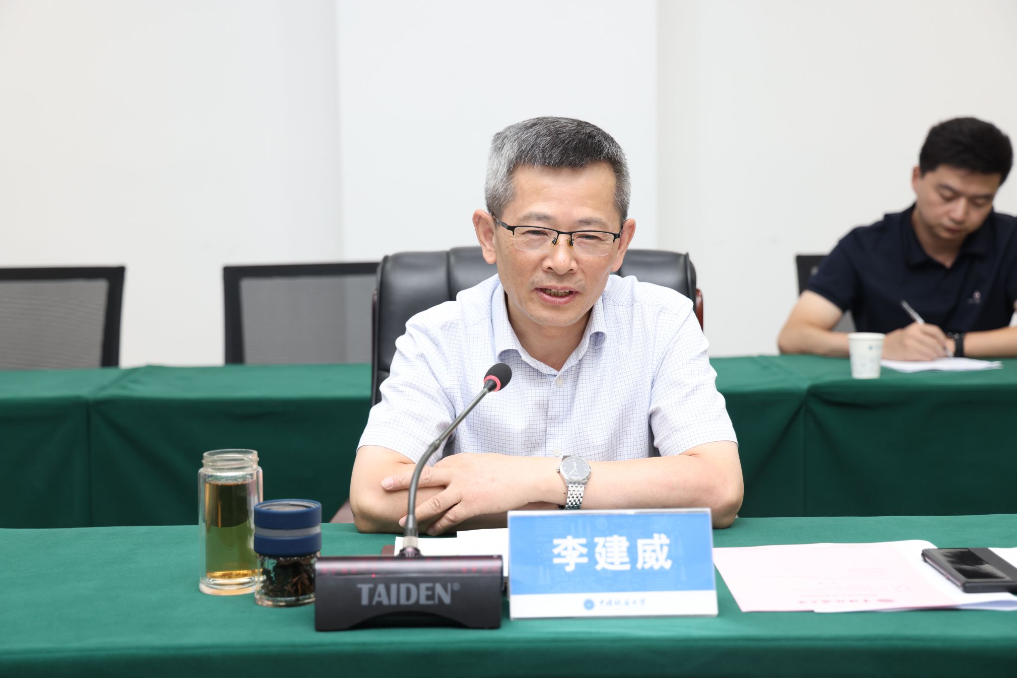 西南石油大学校长郭建春一行来校调研